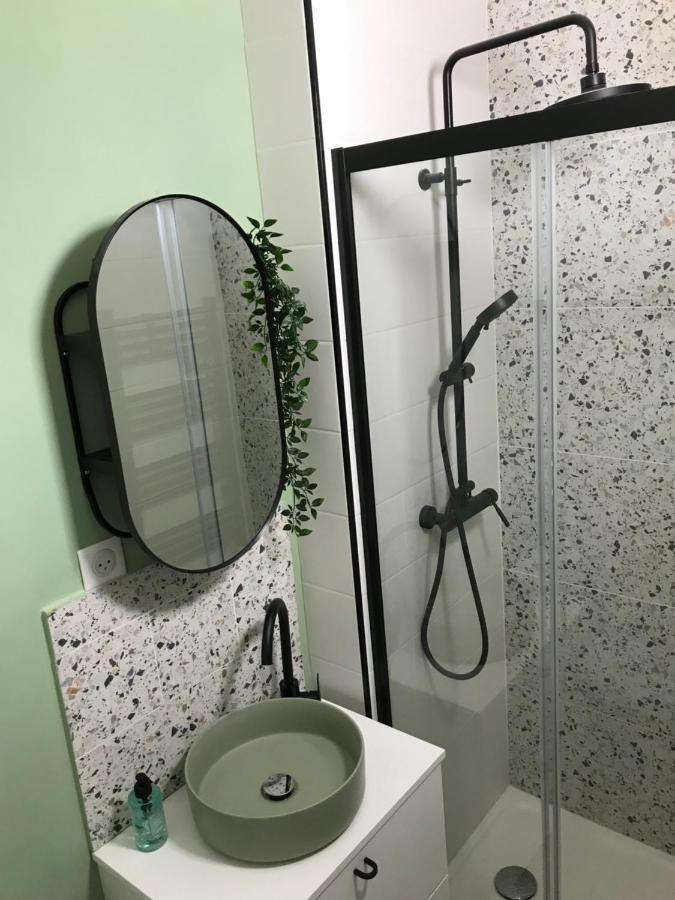 Chaleureux Studio Mansarde - Coeur De Ville De Sète Dış mekan fotoğraf